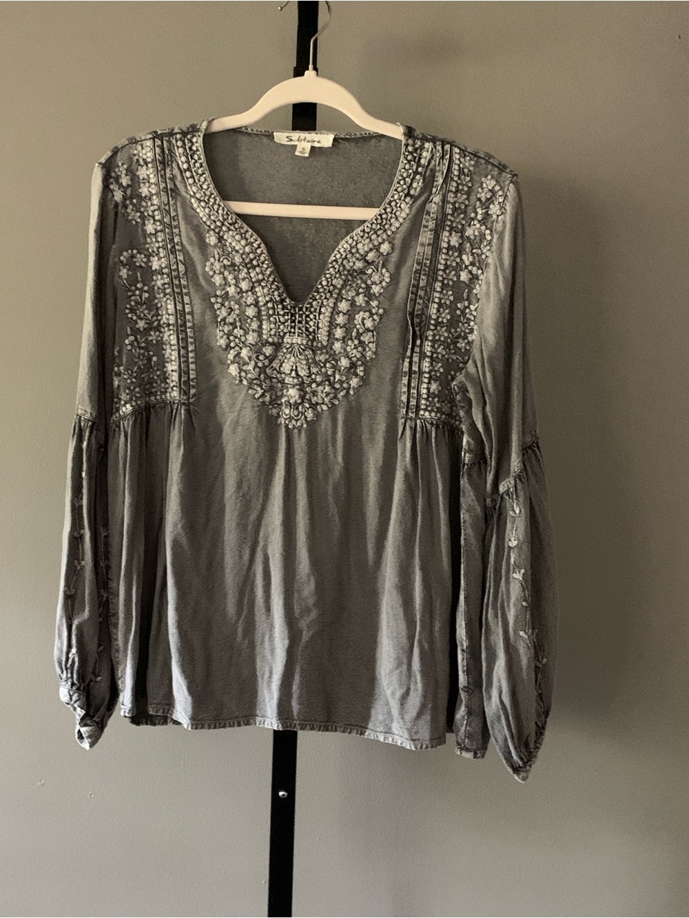 SOLITAIRE GRAY EMBROIDERED BOHO PEASANT TOP WOMENS BALLOON SLEEVES SZ SMALL VNTG - Picture 2 of 7